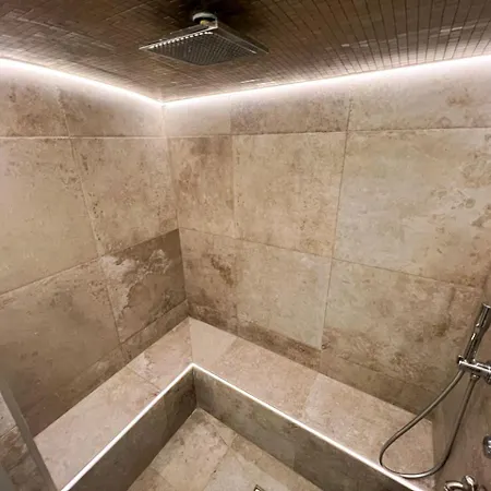 Апартаменты Le Switch Souplex Avec Hammam Privatif